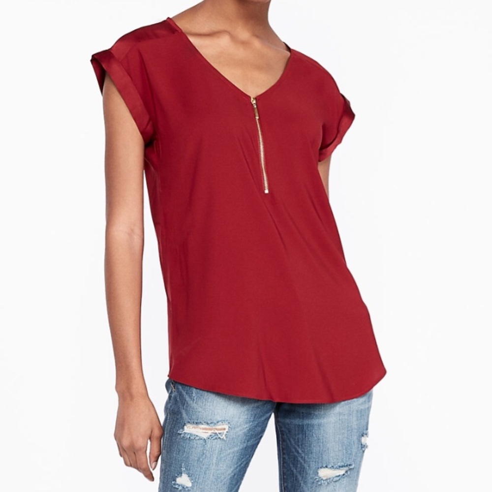 Silky Zip tee